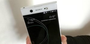 Már a középkategóriában is Oreo-ra frissülnek a Sony mobiljai
