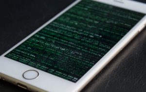 Az Apple legújabb biztonsági funkciója megakadályozza a GrayKey hackelést