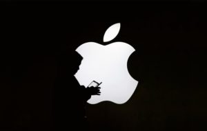 Koronavírus: Veszélyben lehet az iPhone 9 és az AirPods gyártása